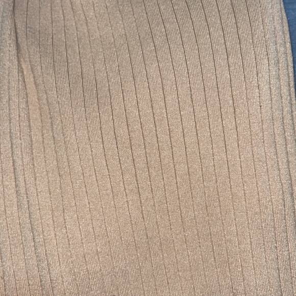 Long beige dress - Picture 3 of 5